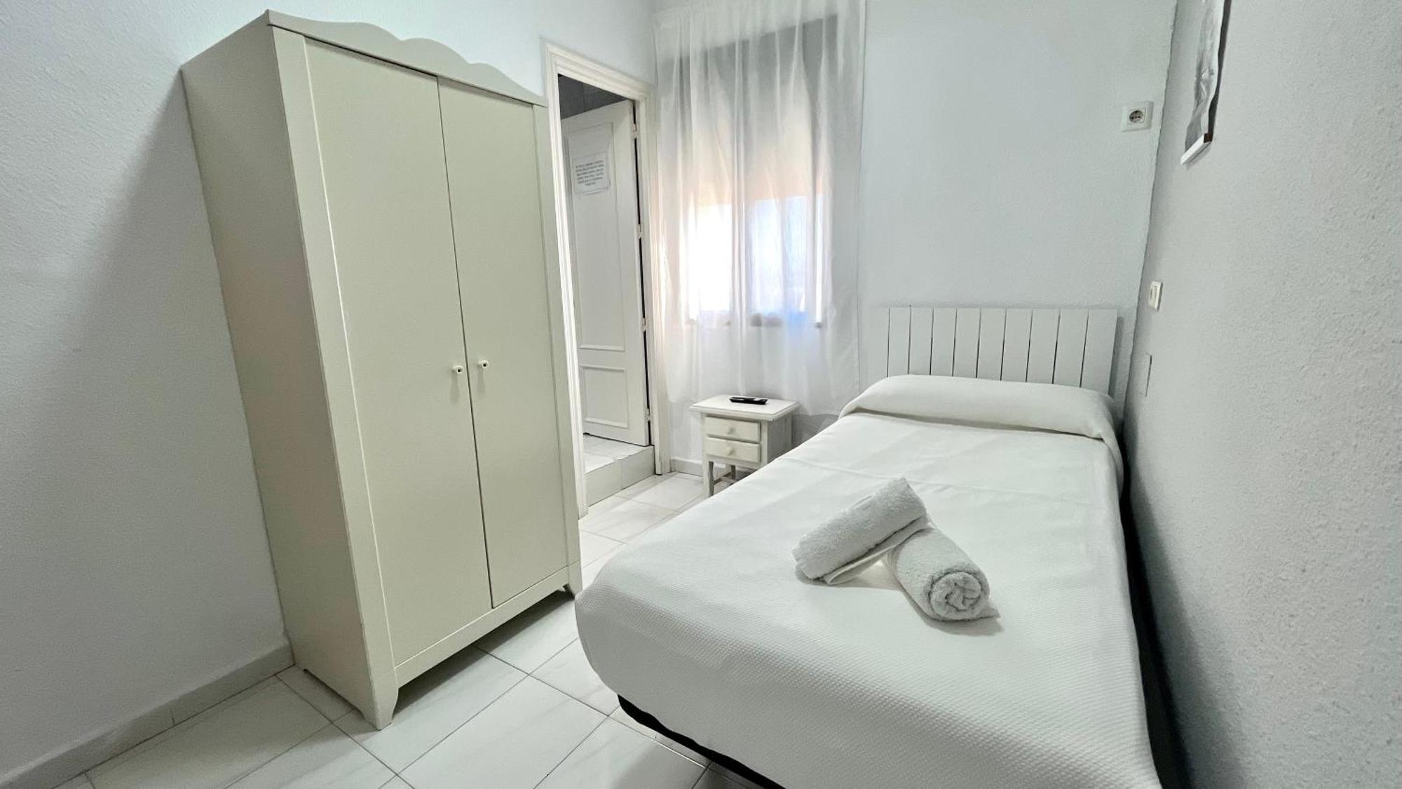 Hostal Carlos III Aldea Quintana Zewnętrze zdjęcie